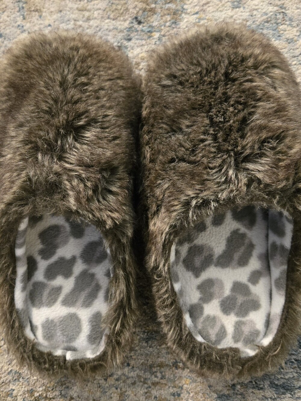 Cuddl Duds Faux Fur Animal Print Slippers Soft Brown US 7-8